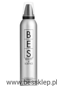 Pianka mocno utrwalająca nadająca objętość Mix Texturizing & Volumizing Mousse